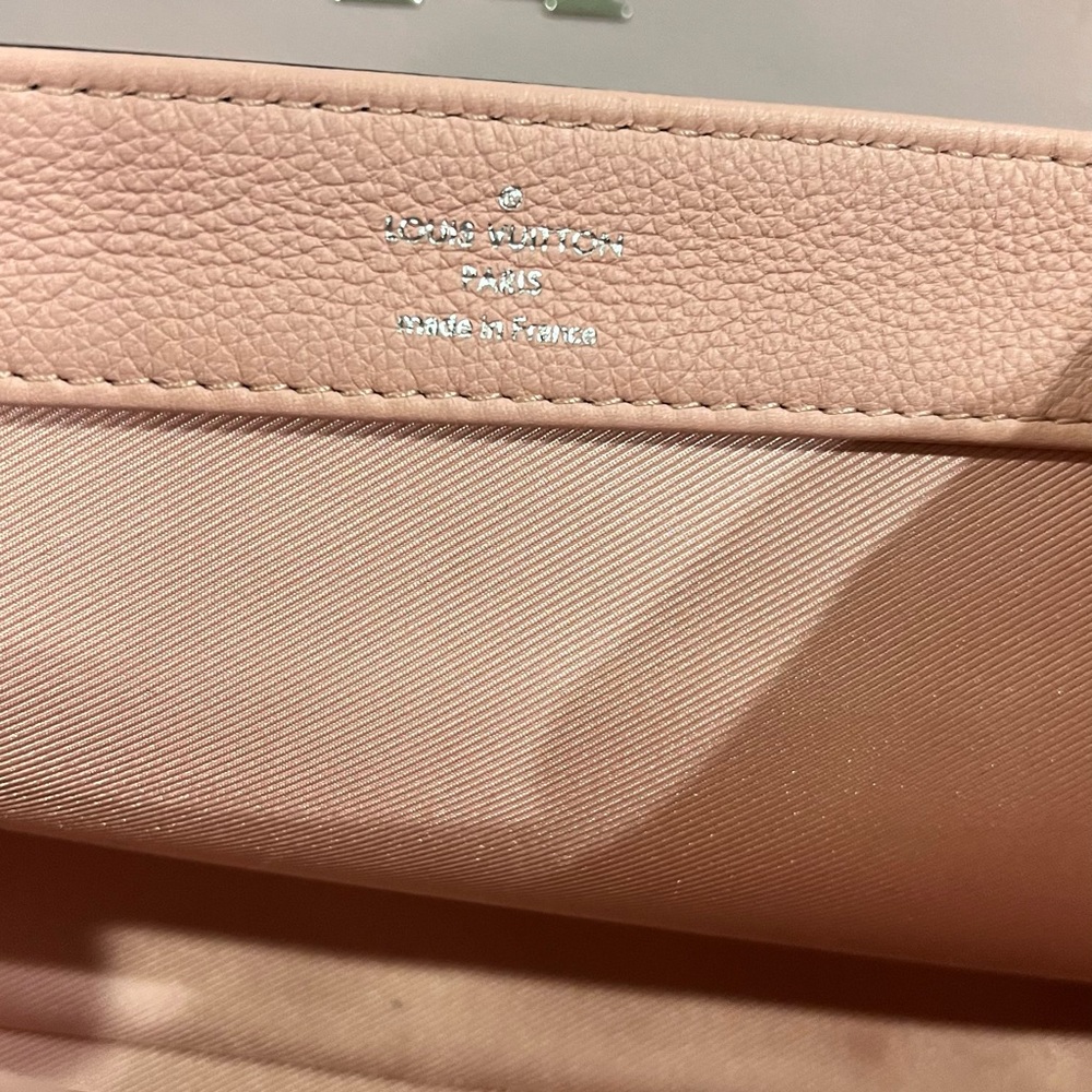Louis Vuitton Lockme Python Crossbody - Picture 11 of 13